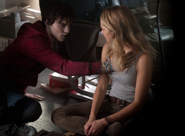 teresa-palmer-nichols-hoult-warm-bodies