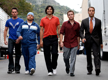 Entourage walking