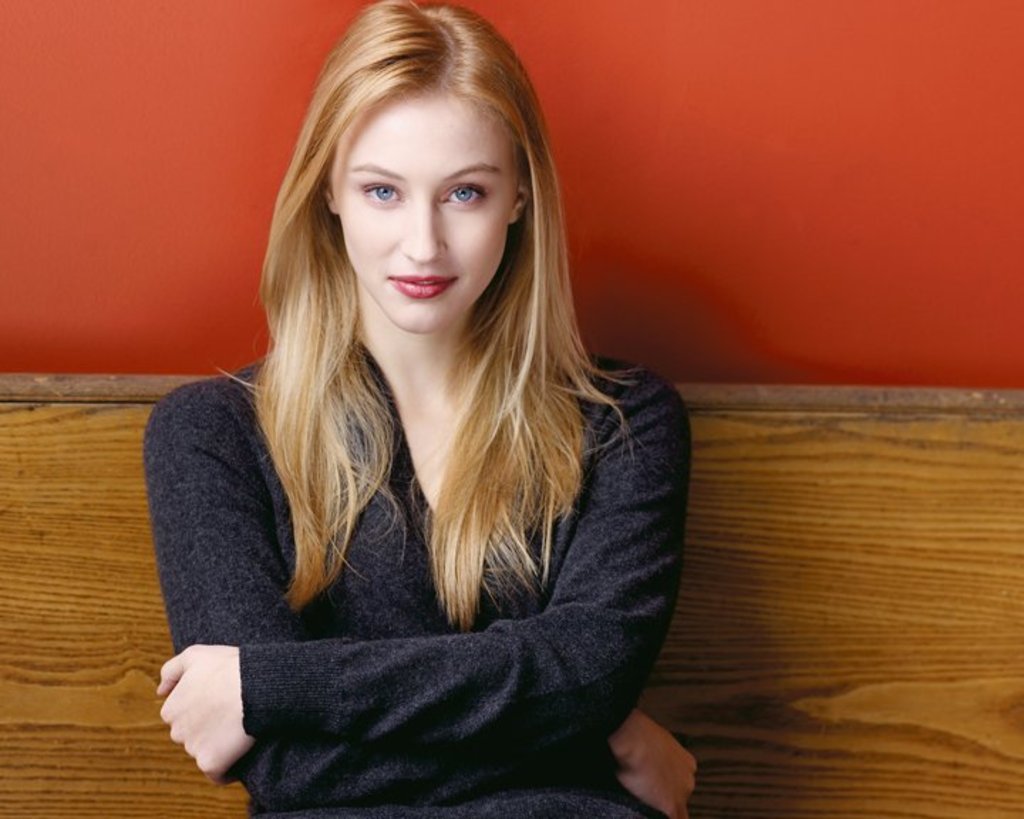 Gadon hot sarah Sarah Gadon